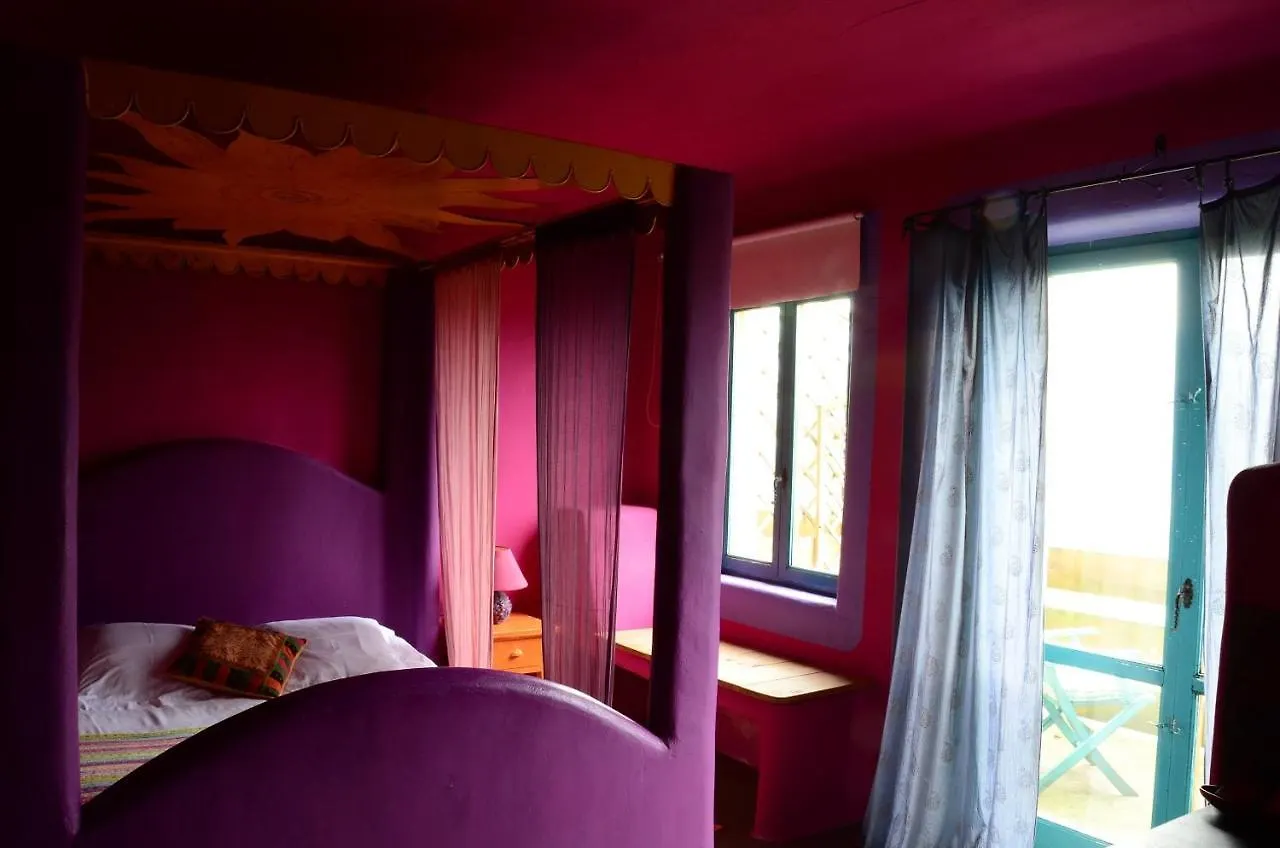 Hotel Alma de Romero Carranza España